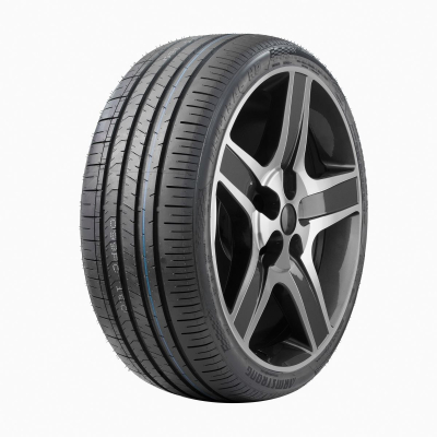 Armstrong BLU-TRAC HP 215 45 R18 93Y